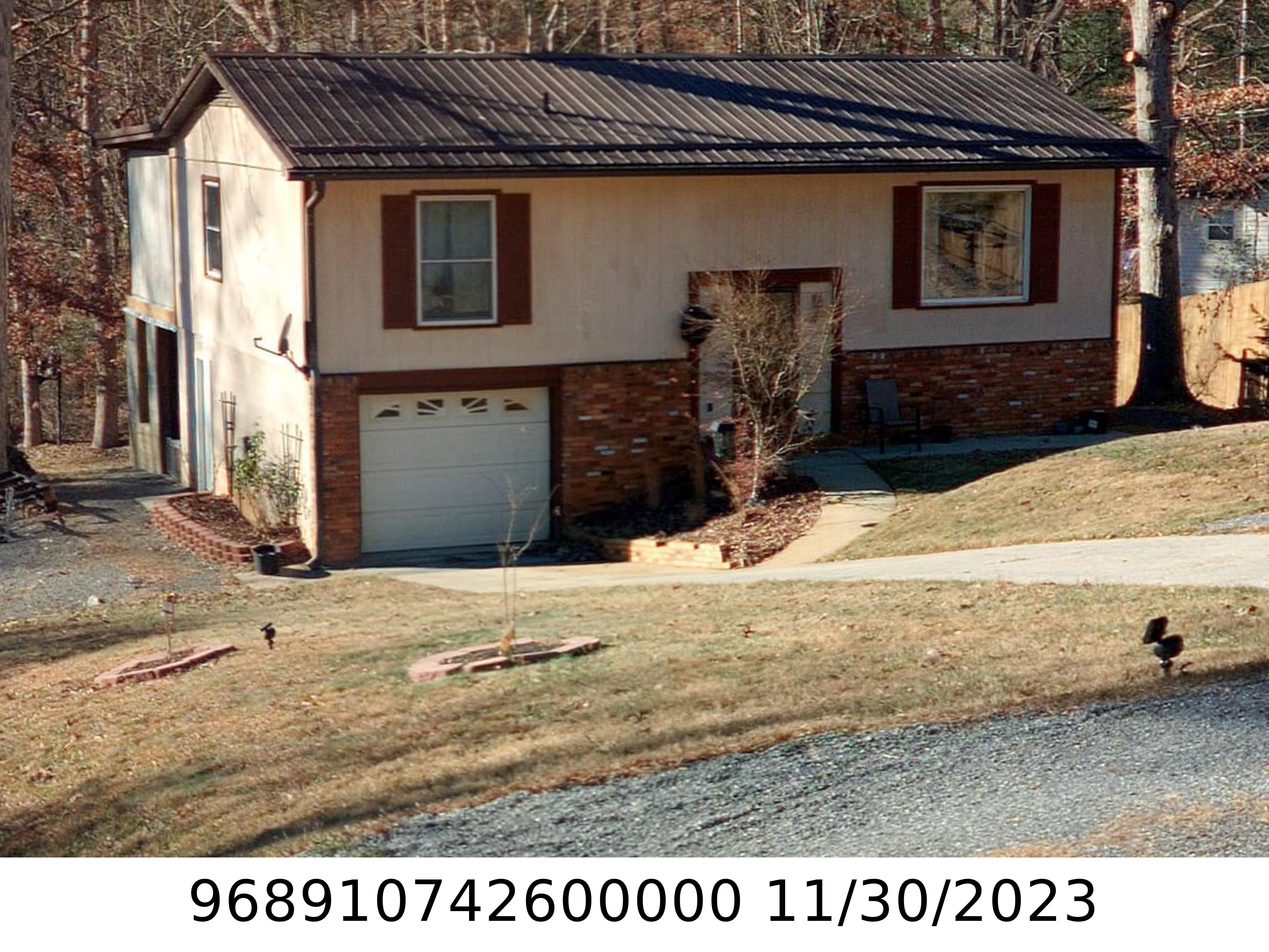 A picture of the property located at 400 MELODY CIR, SWANNANOA NC 28778.