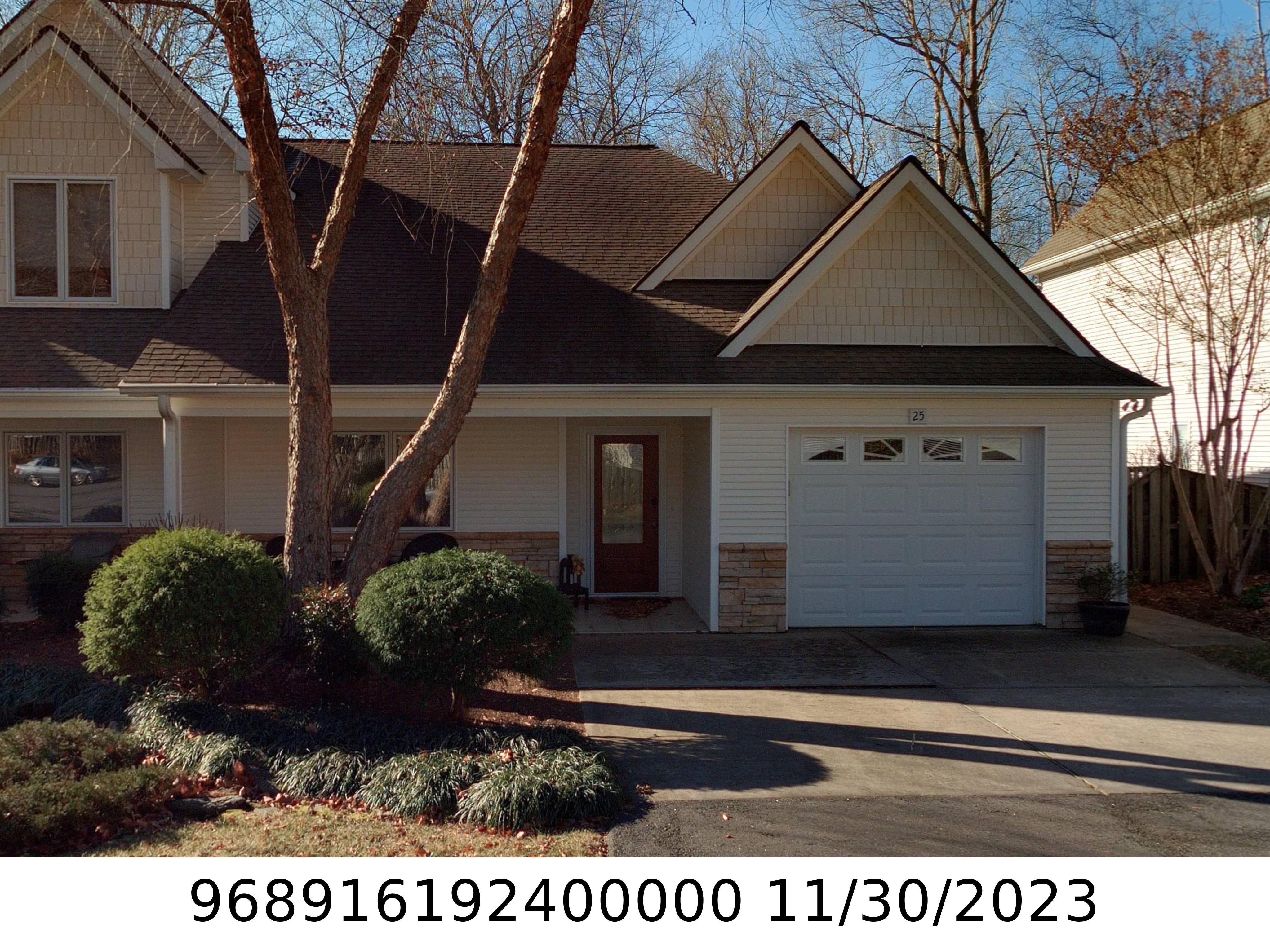 A picture of the property located at 25 HONEYCOMB CIR, SWANNANOA NC 28778.