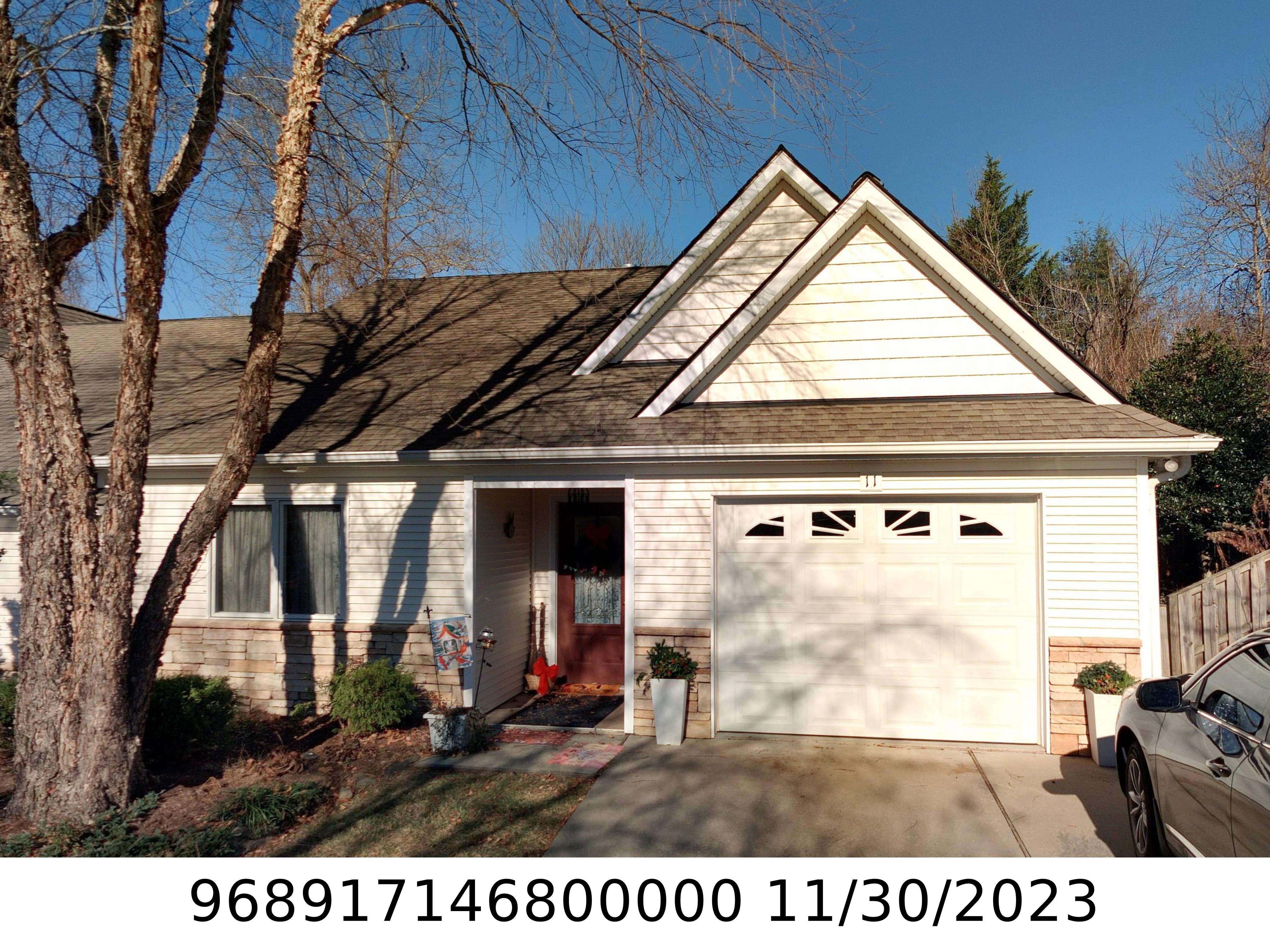 A picture of the property located at 11 BEEKEEPER TRL, SWANNANOA NC 28778.