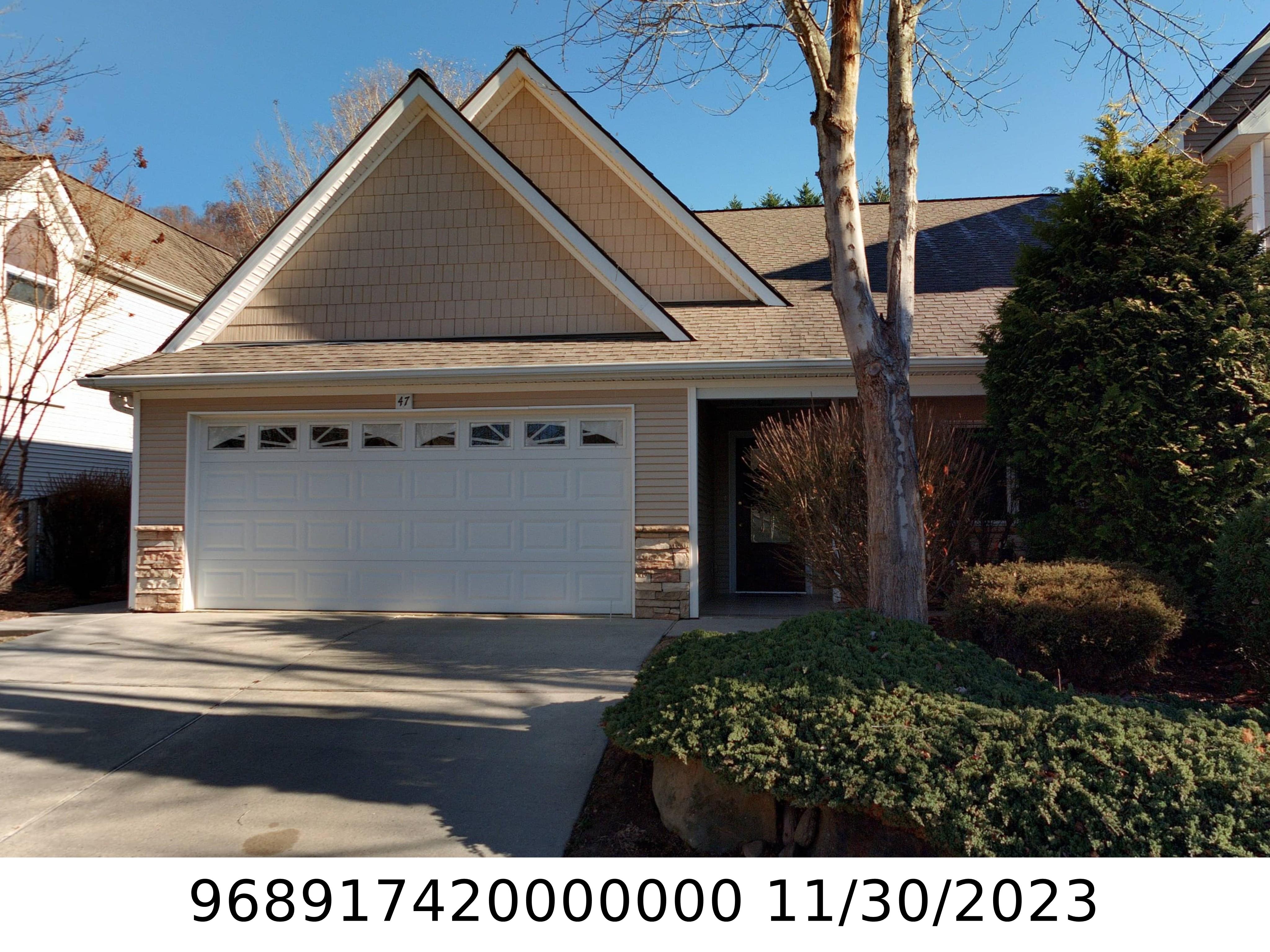 A picture of the property located at 47 HONEYCOMB CIR, SWANNANOA NC 28778.