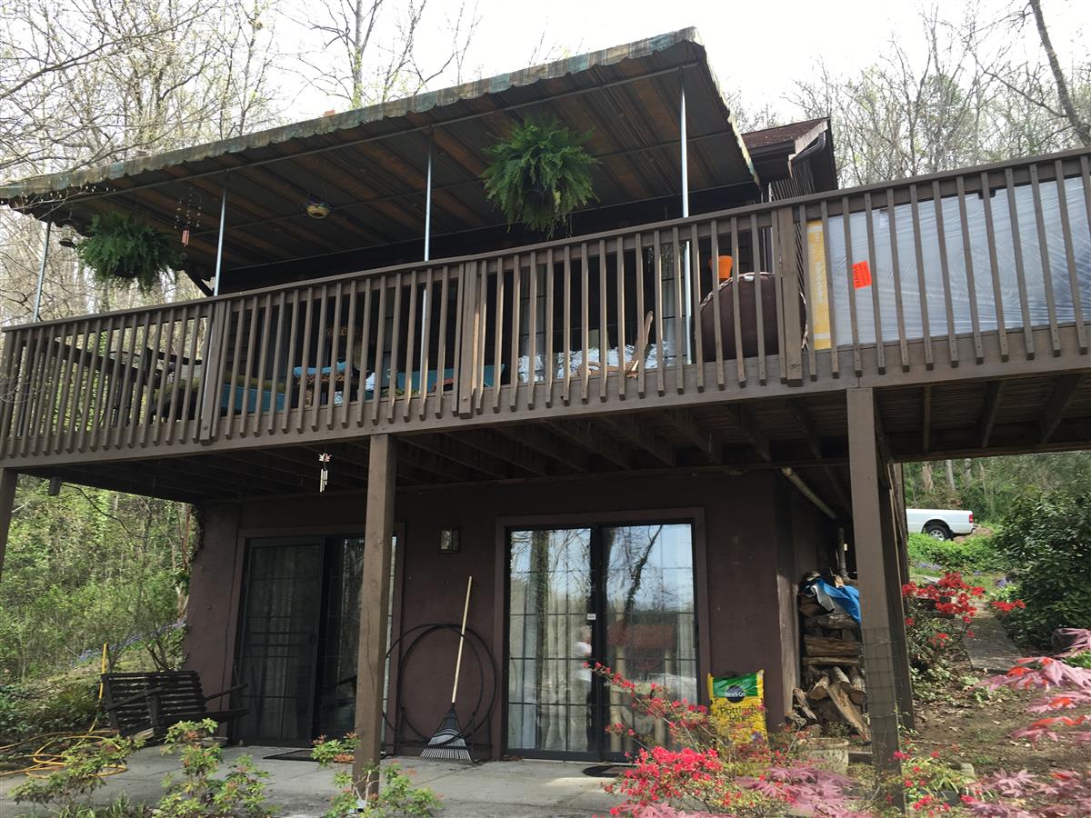 A picture of the property located at 18 KATIE LN, SWANNANOA NC 28778.
