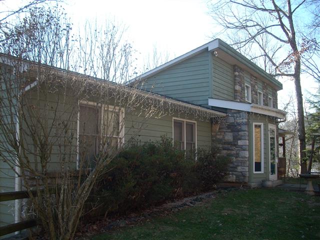 A picture of the property located at 18 JAZAKA RIDGE LN, SWANNANOA NC 28778.