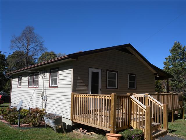 A picture of the property located at 151 MITCHELL VIEW RD, SWANNANOA NC 28778.