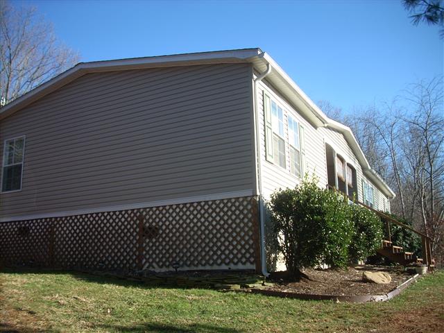 A picture of the property located at 81 JORDAN RD, SWANNANOA NC 28778.