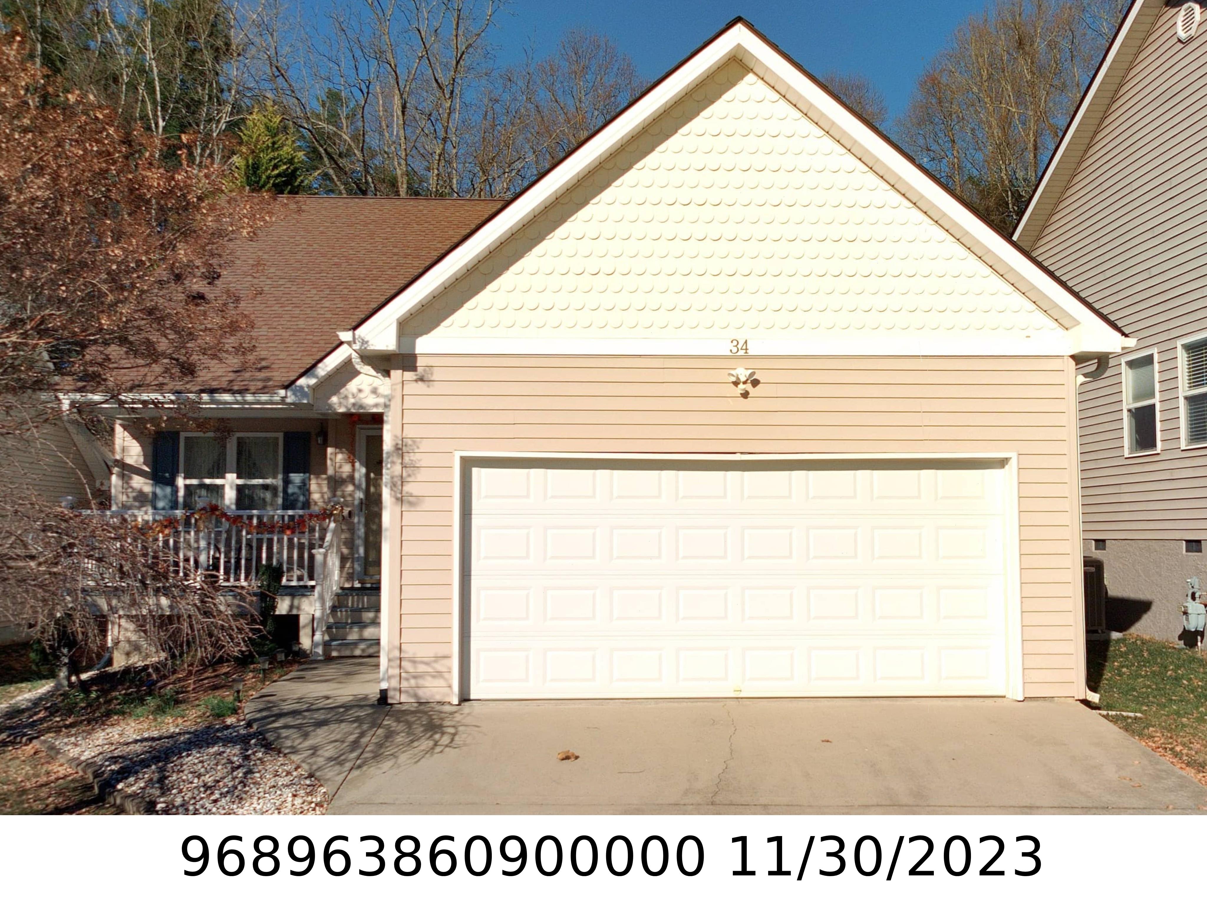 A picture of the property located at 34 WOODCREEK CIR, SWANNANOA NC 28778.