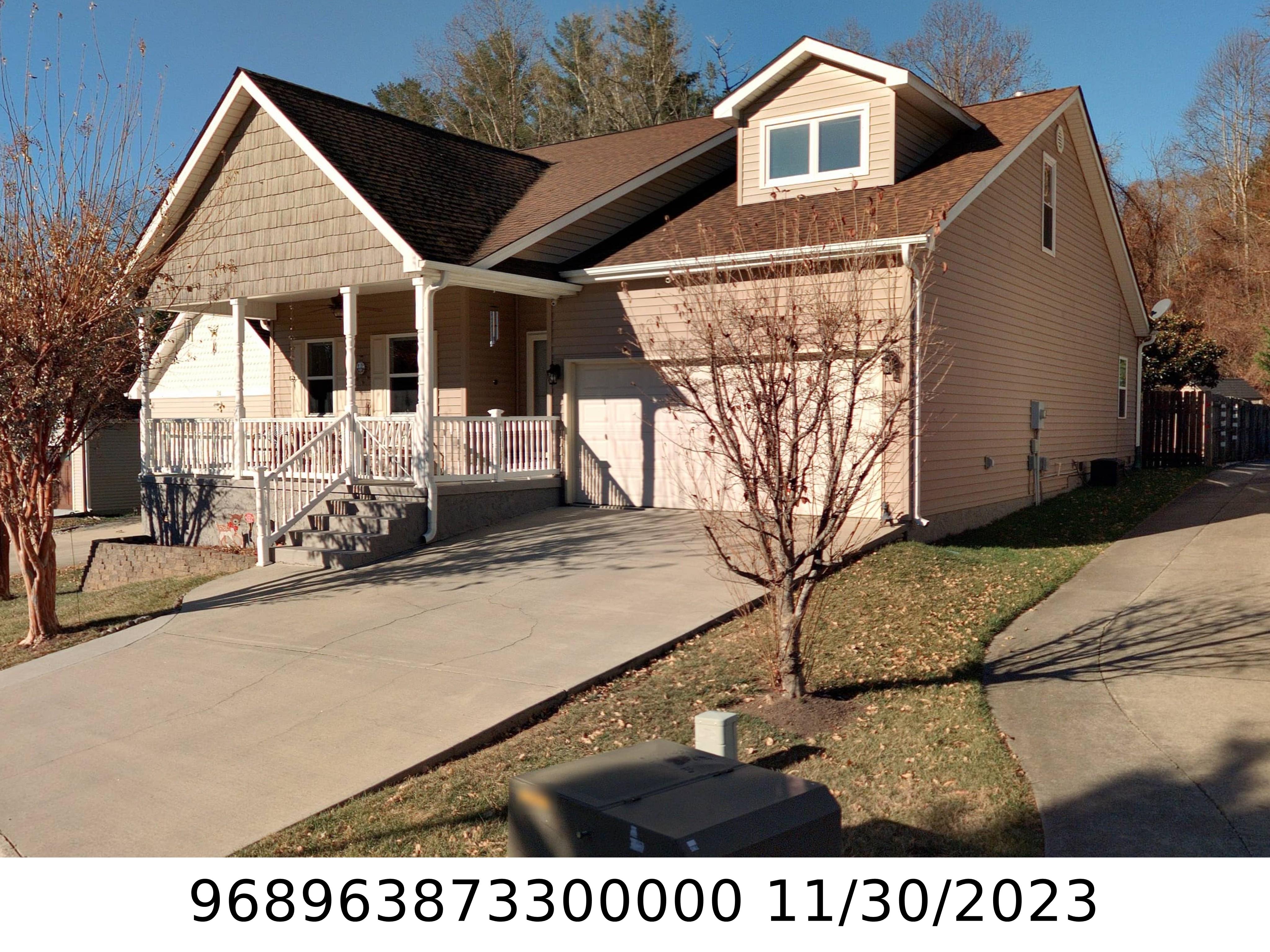 A picture of the property located at 36 WOODCREEK CIR, SWANNANOA NC 28778.