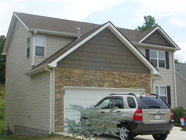 A picture of the property located at 116 WOODCREEK CIR, SWANNANOA NC 28778.