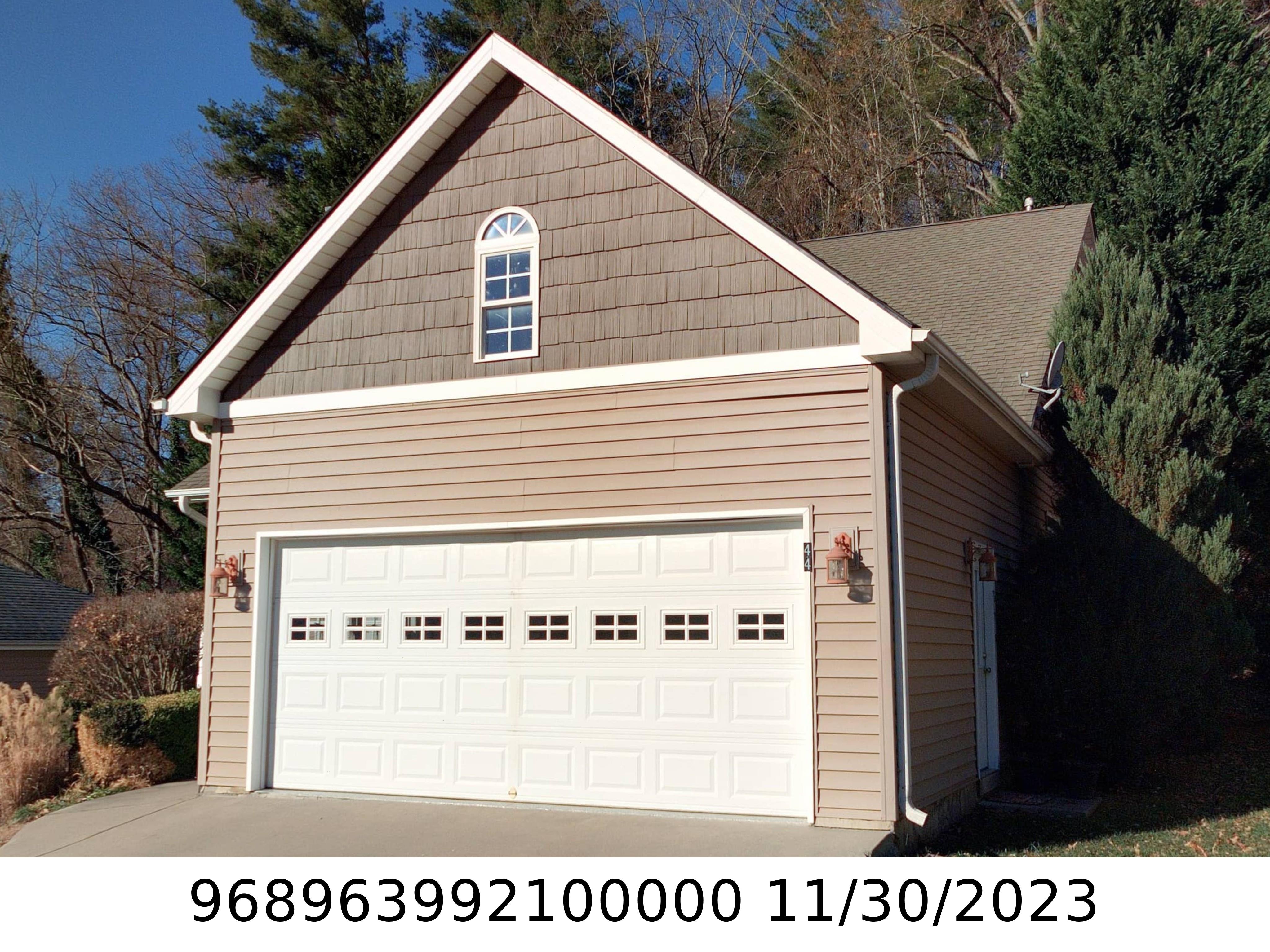 A picture of the property located at 44 WOODCREEK CIR, SWANNANOA NC 28778.