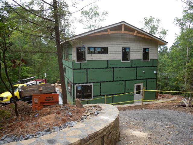 A picture of the property located at 164 WOODBURN DR, SWANNANOA NC 28778.