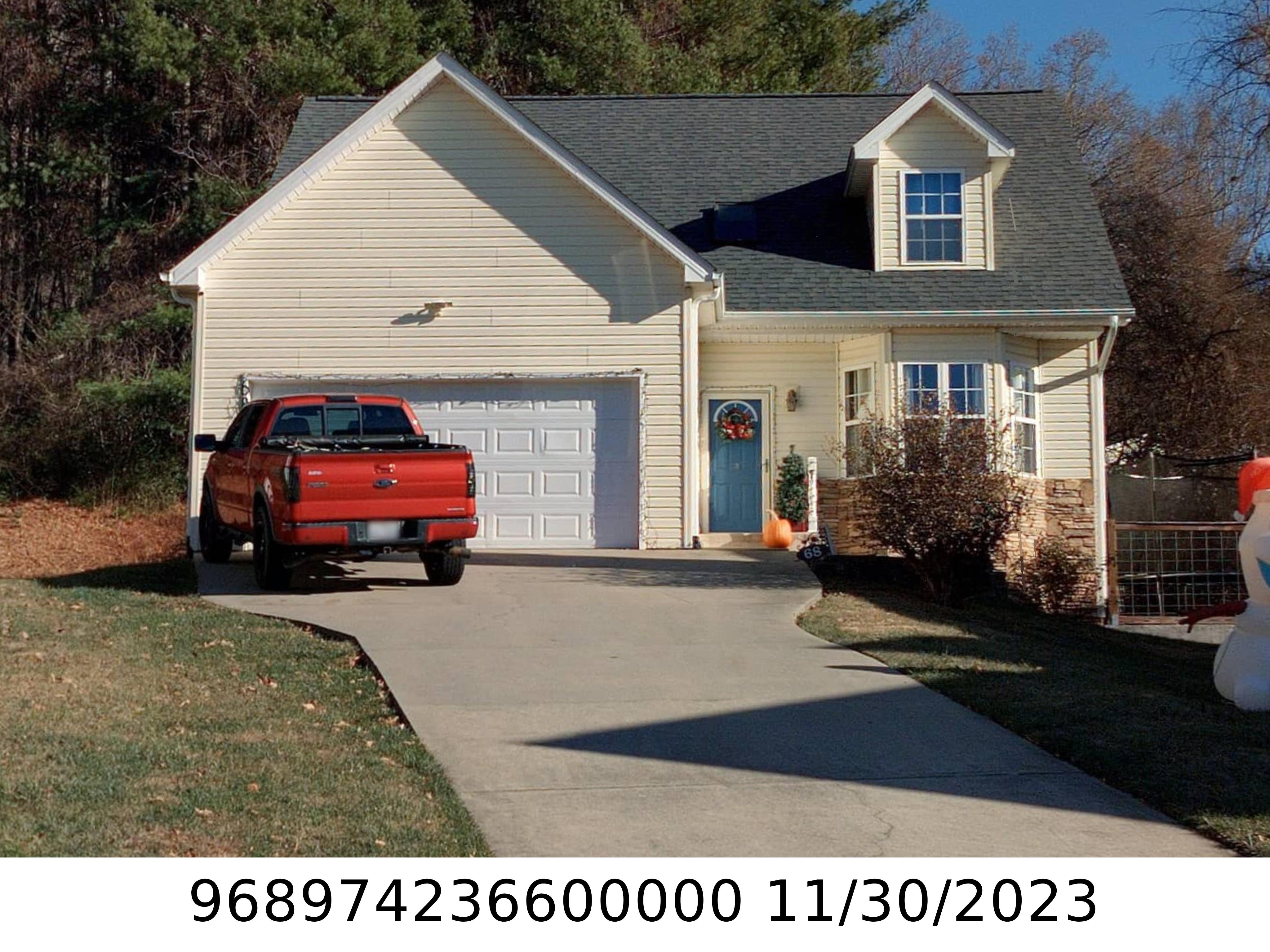 A picture of the property located at 68 WOODCREEK CIR, SWANNANOA NC 28778.