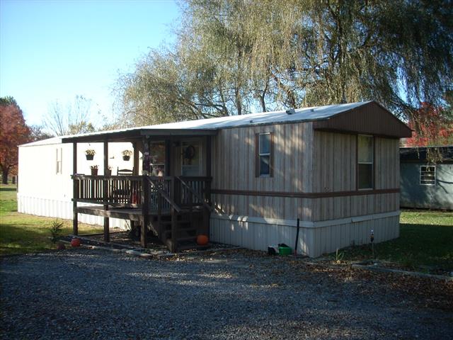 A picture of the property located at 5 BROWN BUNCH LN, SWANNANOA NC 28778.