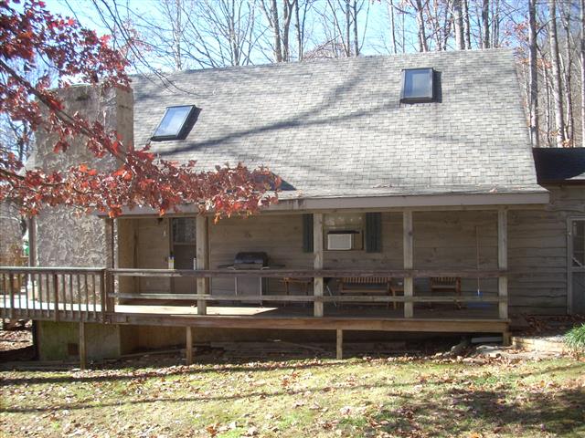 A picture of the property located at 16 LEISURE LN UNINCORPORATED.