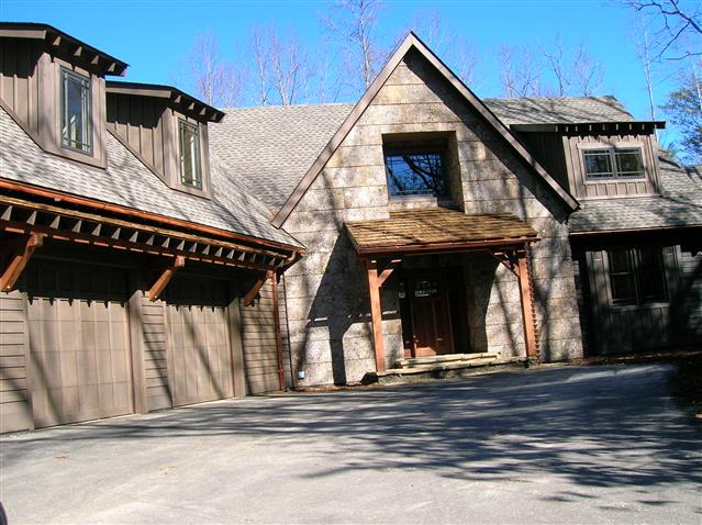 A picture of the property located at 38 DROVERS LN, FAIRVIEW NC 28730.