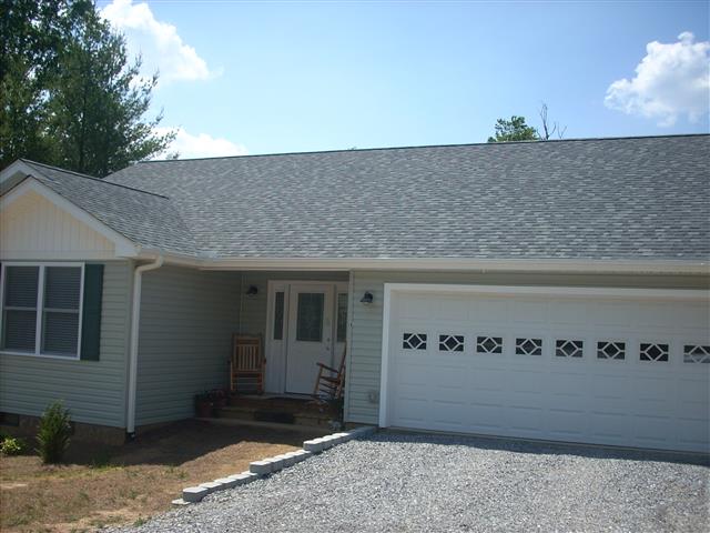 A picture of the property located at 29 HONEY HOLLOW LN, FAIRVIEW NC 28730.