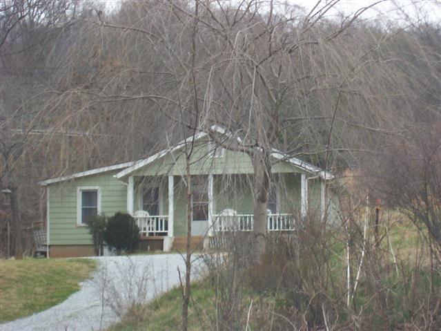 A picture of the property located at 160 GARREN CREEK RD UNINCORPORATED.