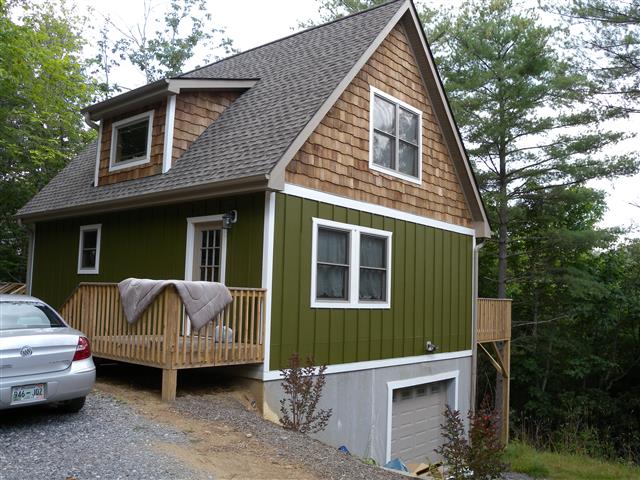 A picture of the property located at 49 AUTUMN MIST DR, FAIRVIEW NC 28730.