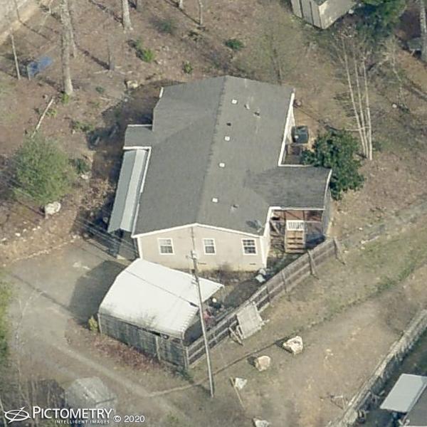 A picture of the property located at 8 JACOBY LN, FAIRVIEW NC 28730.