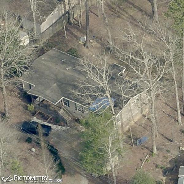 A picture of the property located at 6 JACOBY LN, FAIRVIEW NC 28730.