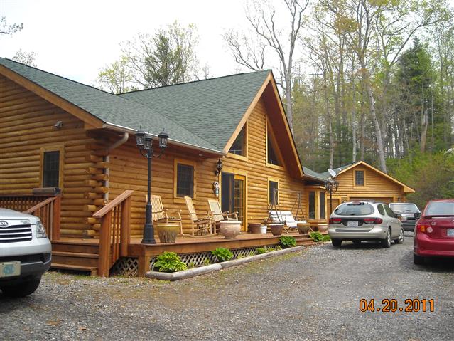 A picture of the property located at 69 WHITAKER CIR, FAIRVIEW NC 28730.