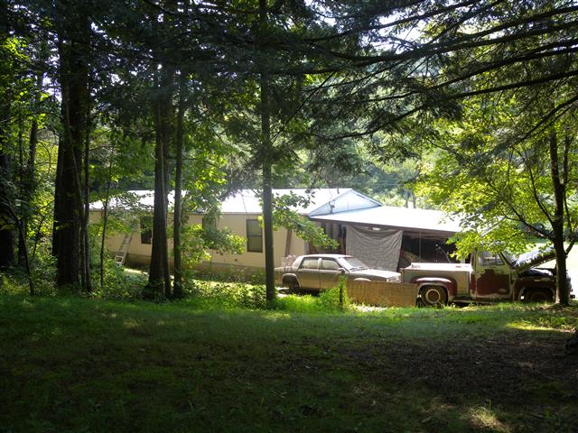 A picture of the property located at 79 WHITAKER LN, FAIRVIEW NC 28730.