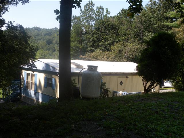 A picture of the property located at 69 WHITAKER LN, FAIRVIEW NC 28730.
