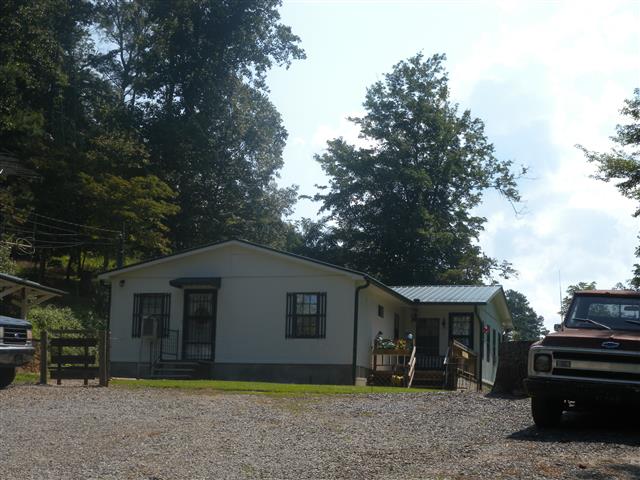A picture of the property located at 56 WHITAKER LN, FAIRVIEW NC 28730.