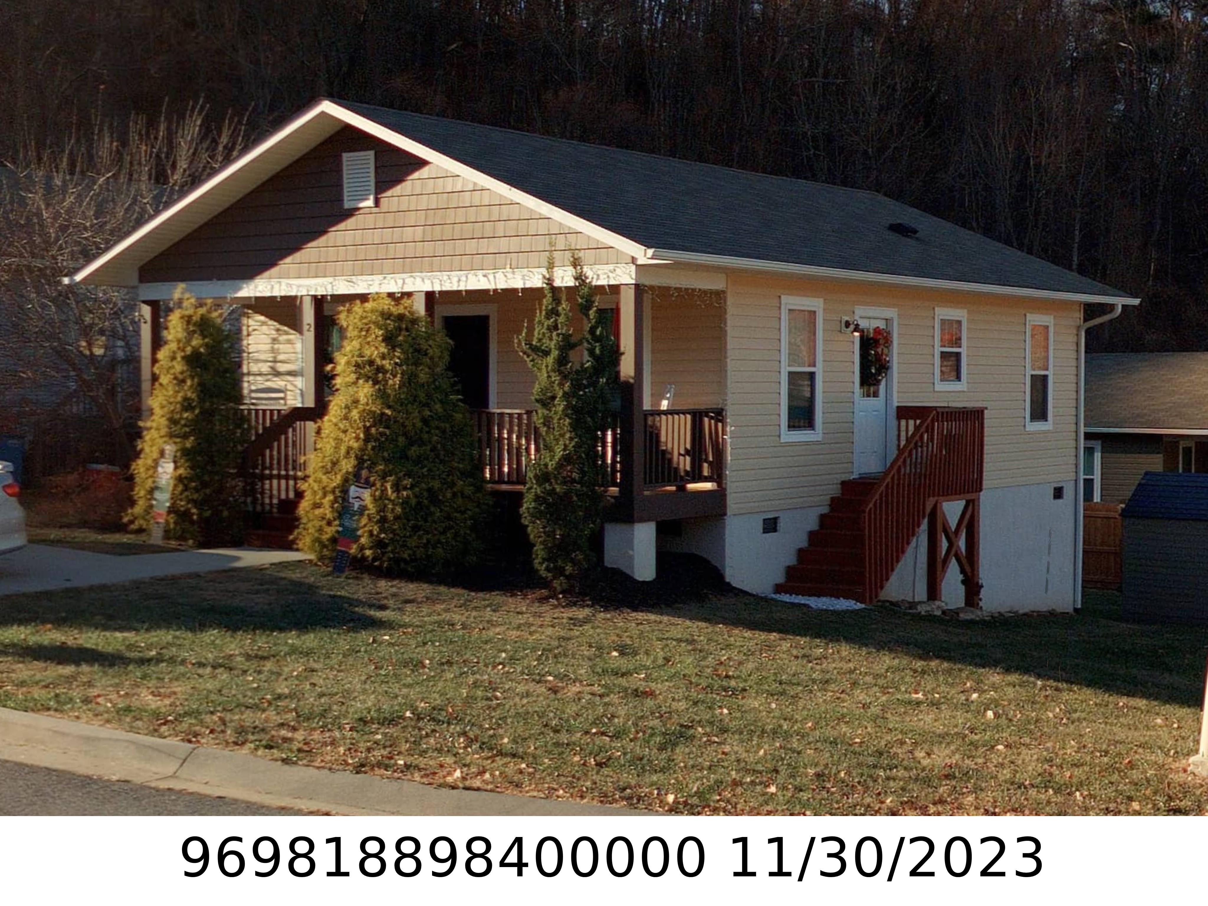 A picture of the property located at 2 NOLAN FIELD LN, SWANNANOA NC 28778.