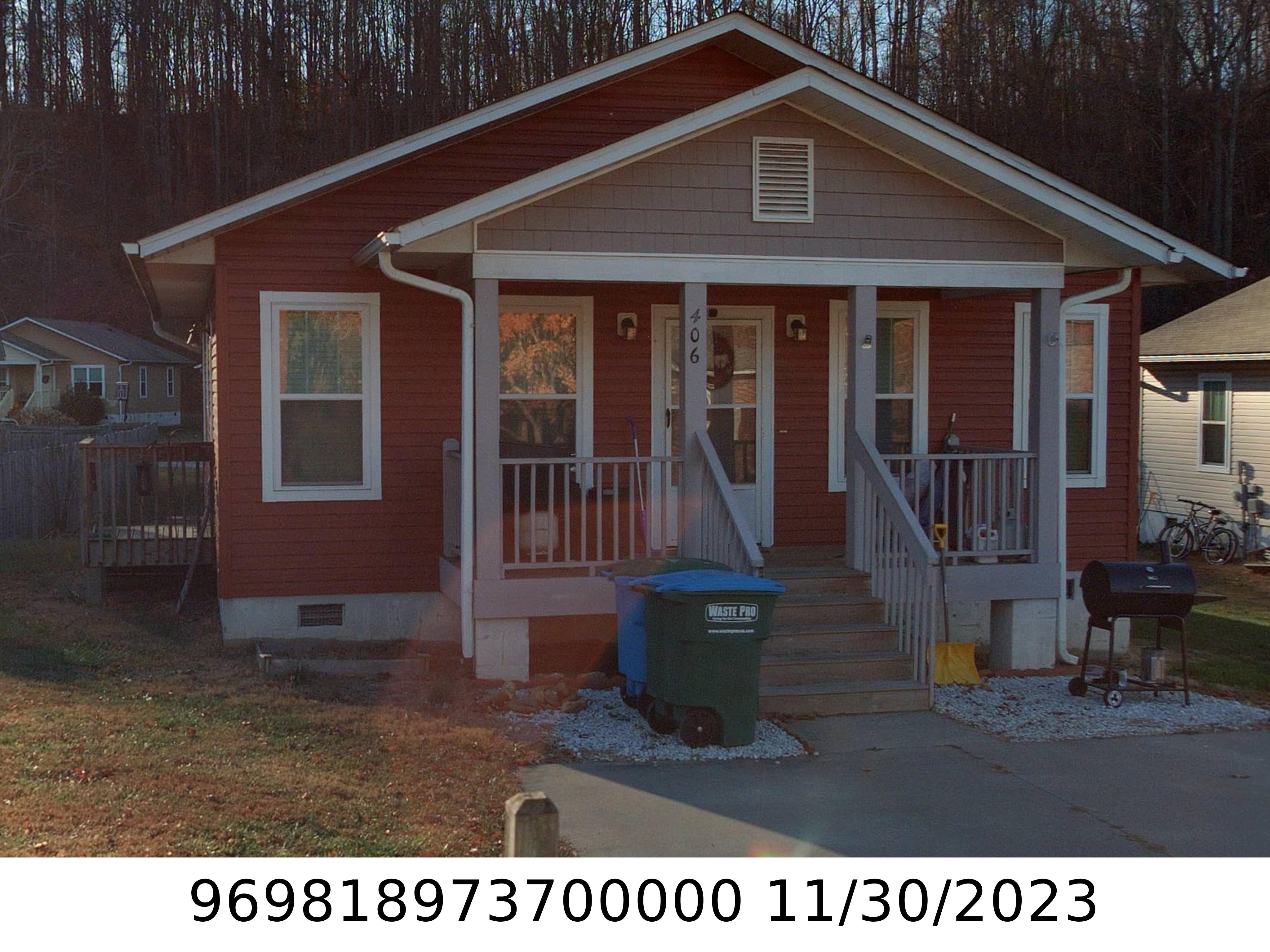 A picture of the property located at 406 DENNIS ST, SWANNANOA NC 28778.