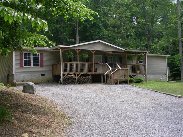 A picture of the property located at 159 ONEIL CIR, SWANNANOA NC 28778.