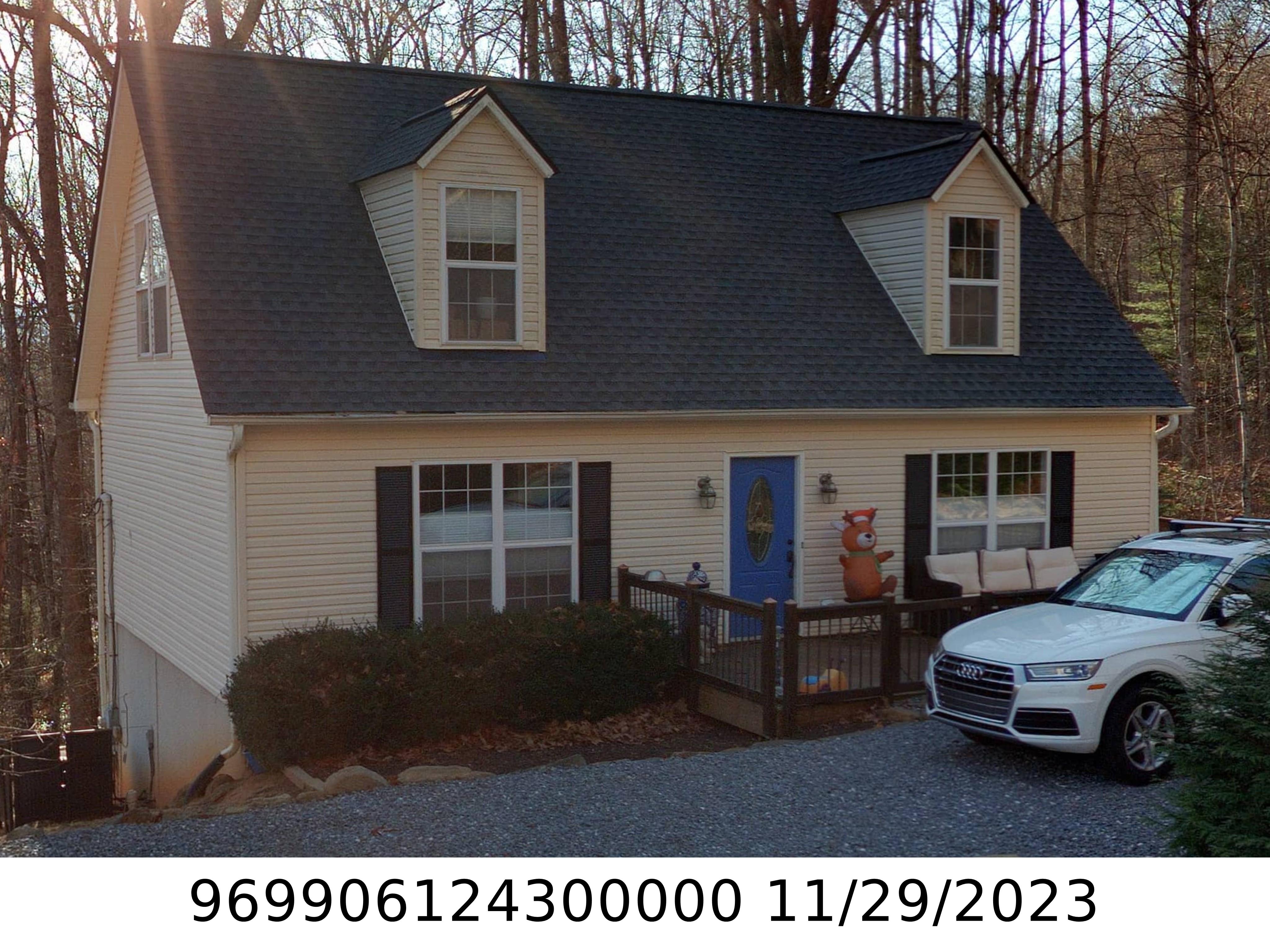 A picture of the property located at 39 LEISURE LN, SWANNANOA NC 28778.
