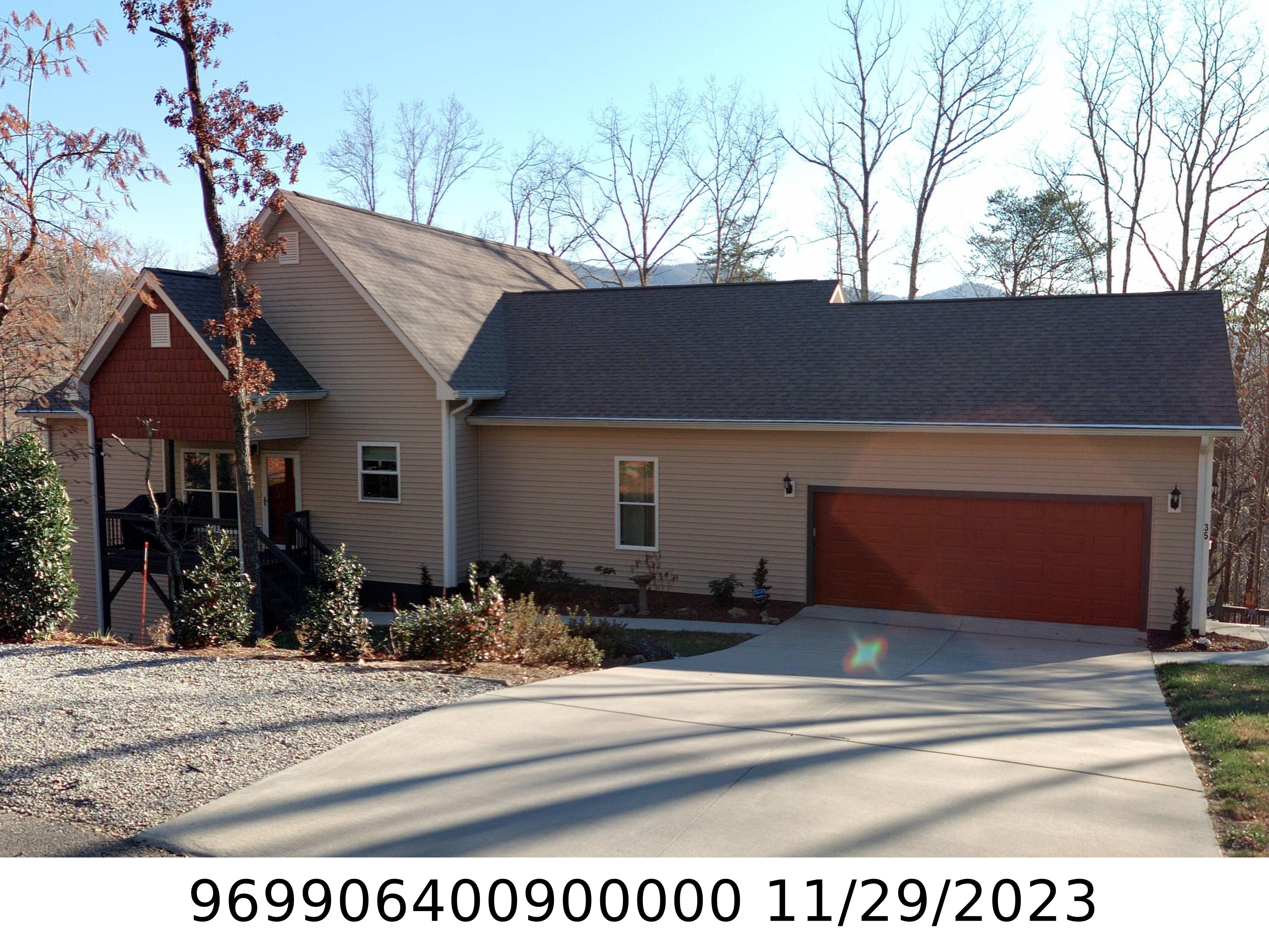 A picture of the property located at 35 LEISURE LN, SWANNANOA NC 28778.