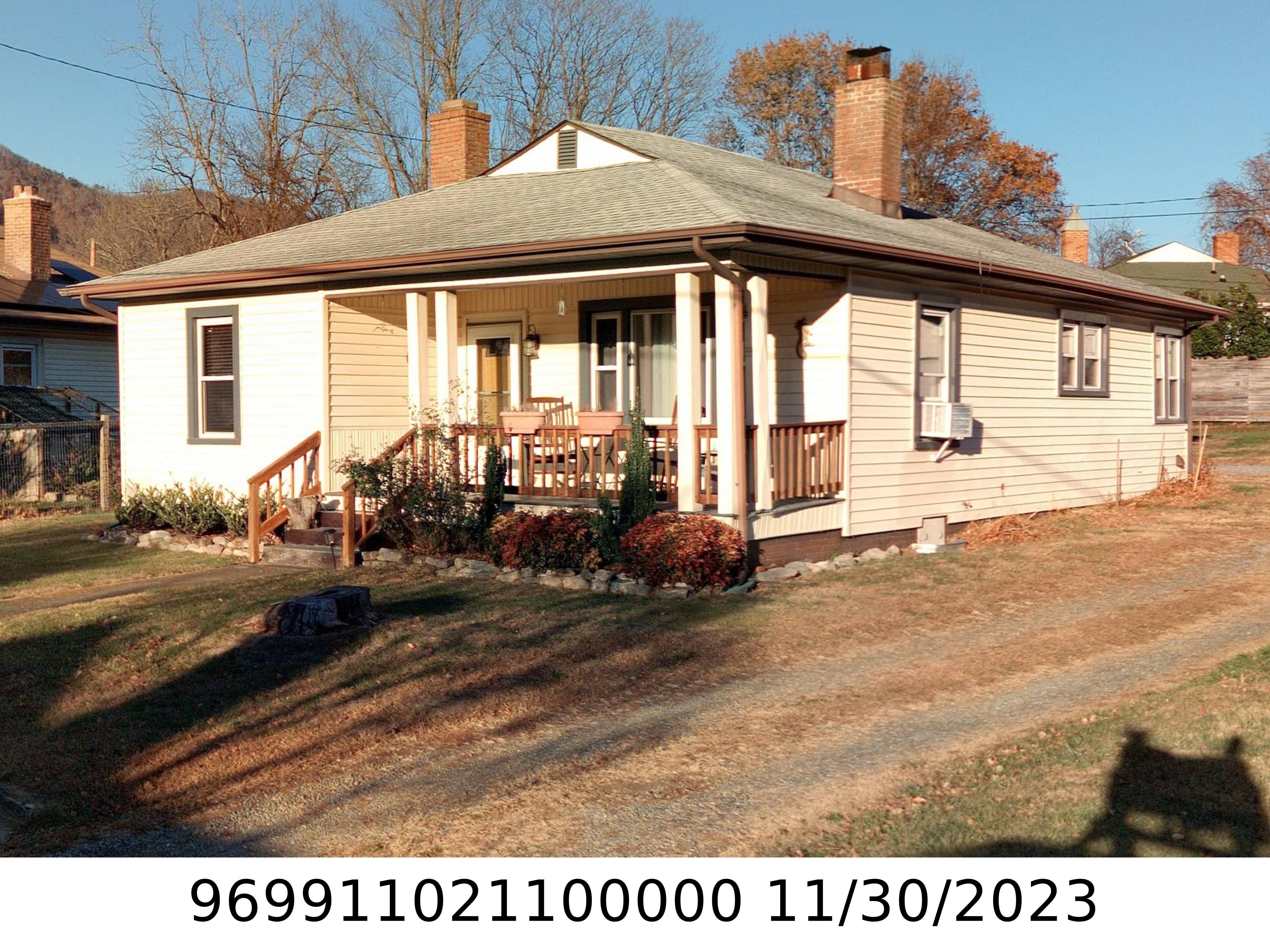 A picture of the property located at 110 EDWARDS AVE, SWANNANOA NC 28778.