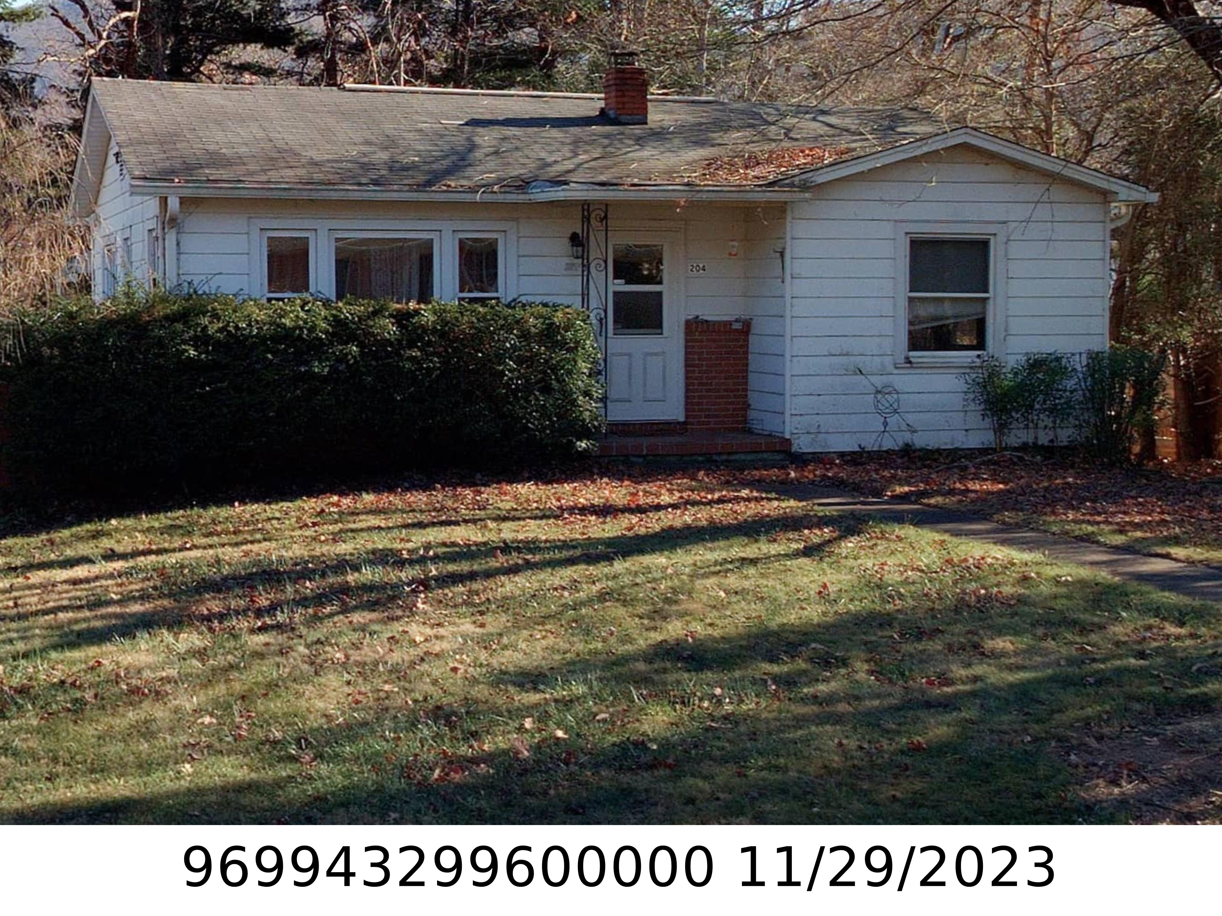 A picture of the property located at 204 NORTHEAST AVE UNINCORPORATED.
