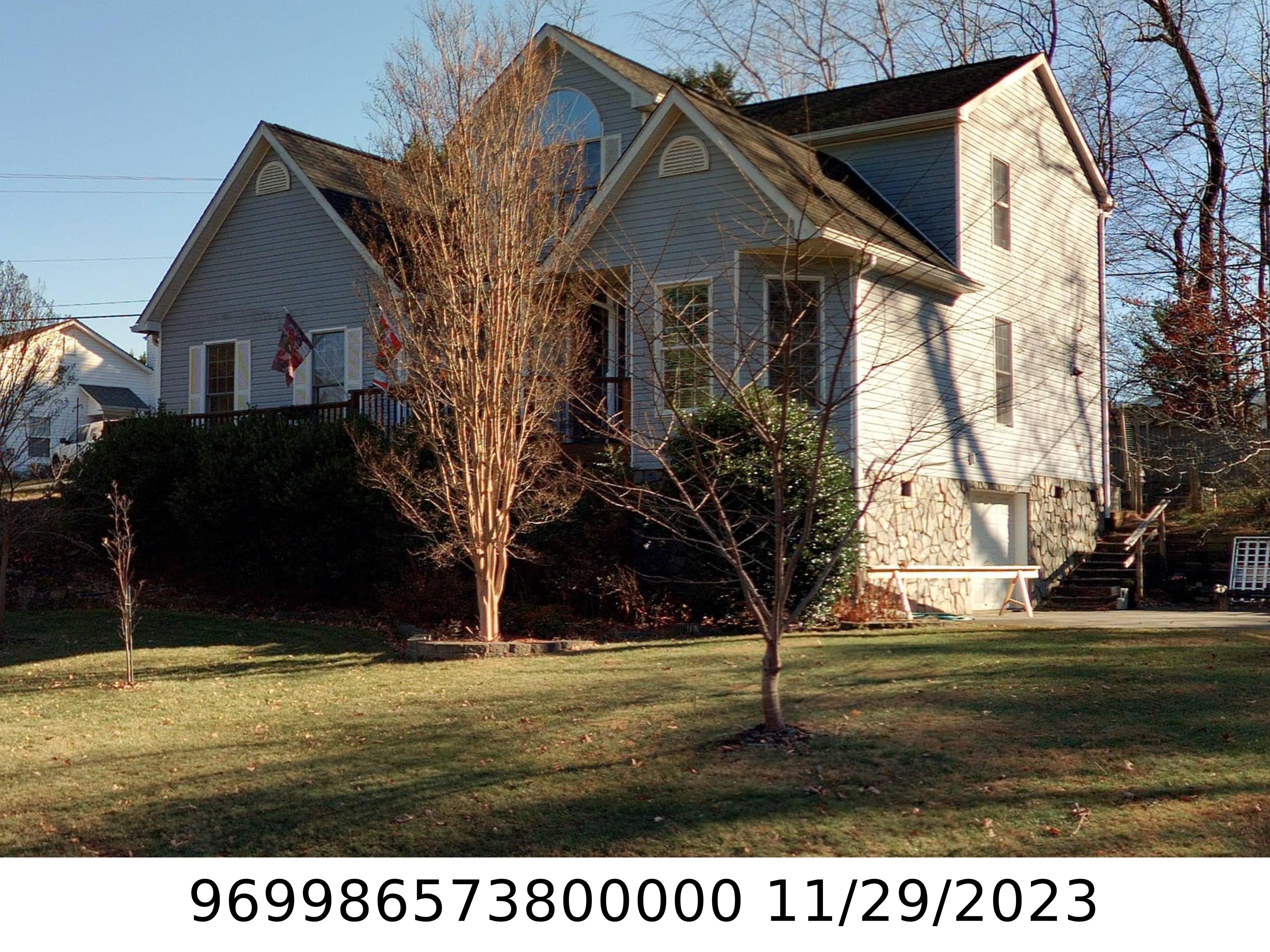 A picture of the property located at 1 EDEN GLEN RD, BLACK MOUNTAIN NC 28711.
