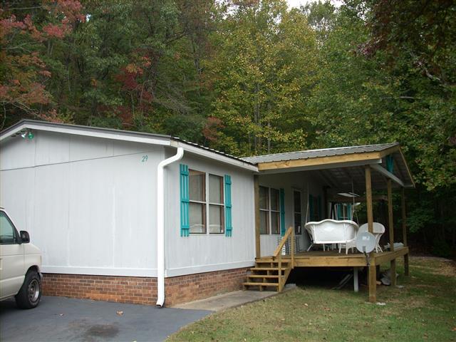 A picture of the property located at 29 LAKE EDEN CIR, BLACK MOUNTAIN NC 28711.