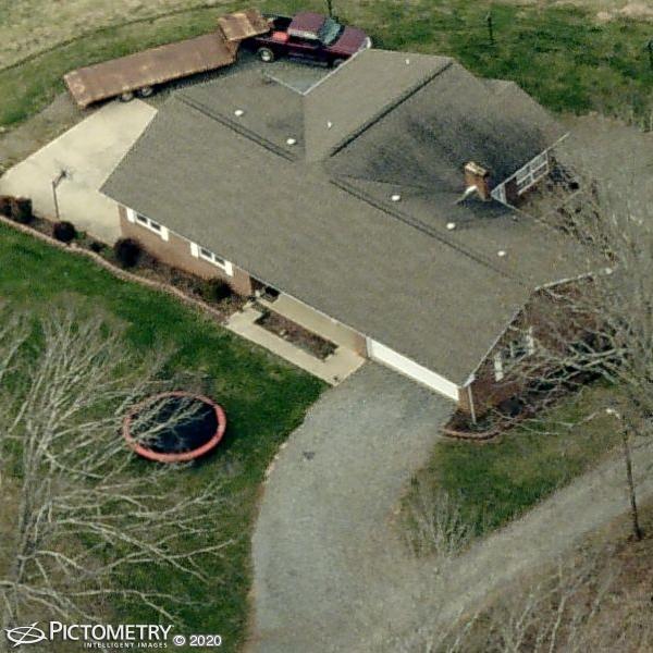 A picture of the property located at 551 MOORES VALLEY LN, LEICESTER NC 28748.