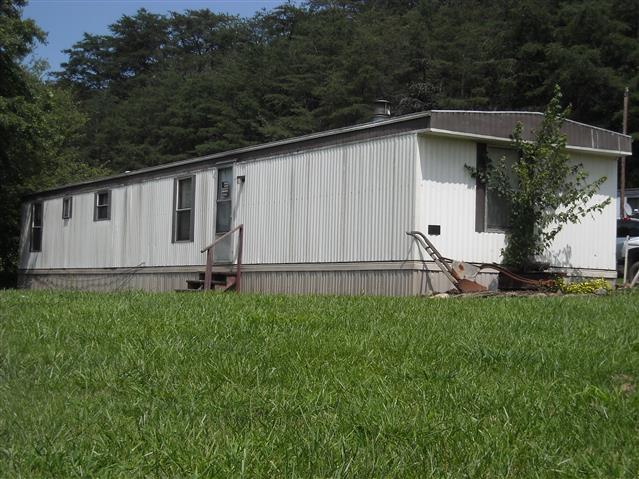 A picture of the property located at 30 LITTLE BO LN, LEICESTER NC 28748.