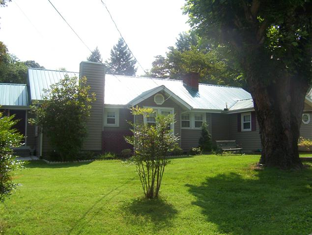 A picture of the property located at 1024 GOUGHES BRANCH RD, LEICESTER NC 28748.