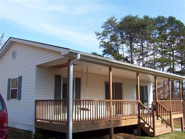 A picture of the property located at 19 FAITHFUL LN, LEICESTER NC 28748.