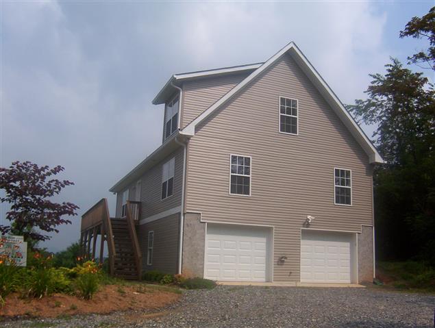 A picture of the property located at 15 COOL WATERS LN, LEICESTER NC 28748.