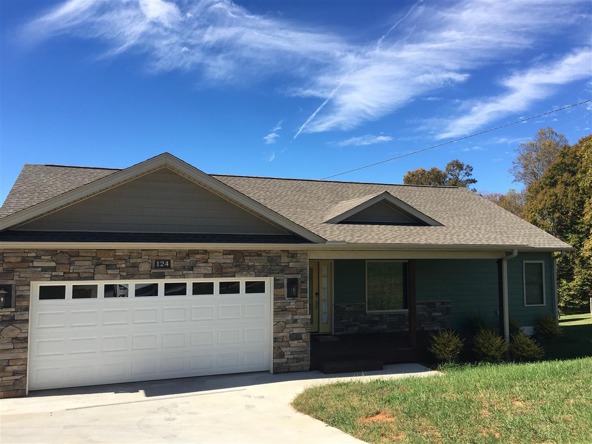 A picture of the property located at 124 MARTIN BRANCH RD, LEICESTER NC 28748.