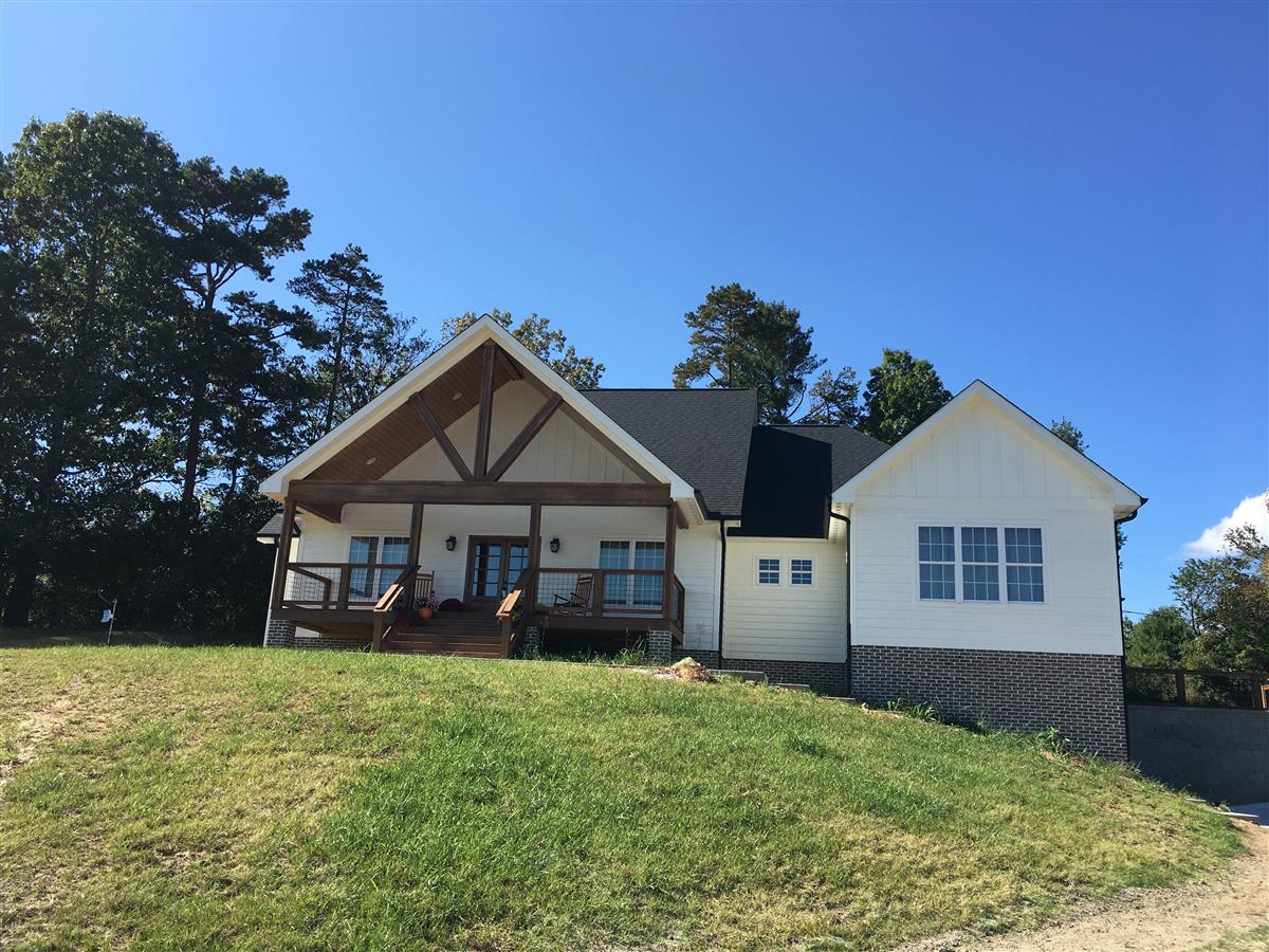 A picture of the property located at 176 ISRAEL RD, LEICESTER NC 28748.