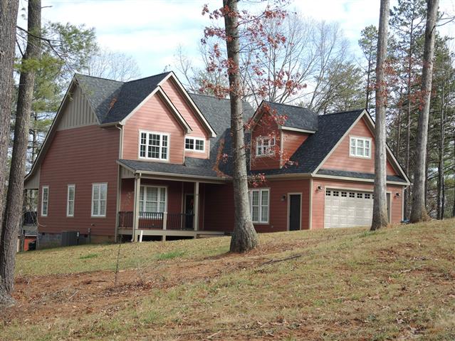 A picture of the property located at 24 GRIZZLY DR, LEICESTER NC 28748.