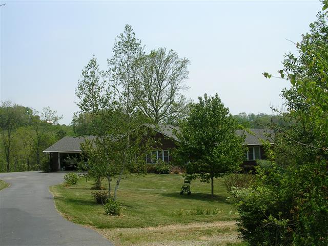 A picture of the property located at 22 DAWN RIDGE DR, LEICESTER NC 28748.
