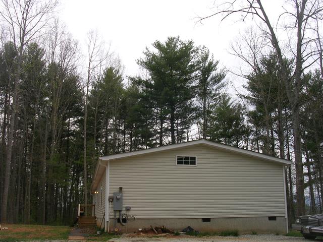 A picture of the property located at 509 TURKEY CREEK LN, LEICESTER NC 28748.