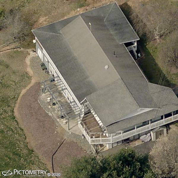 A picture of the property located at 9 COQUINA LN, MARSHALL NC 28753.