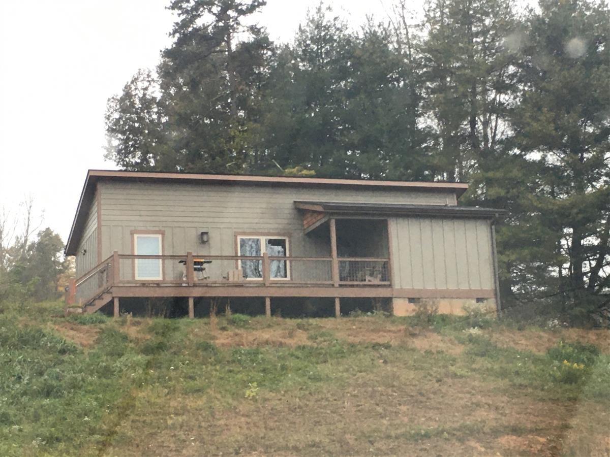 A picture of the property located at 169 DUCK POND DR, MARSHALL NC 28753.