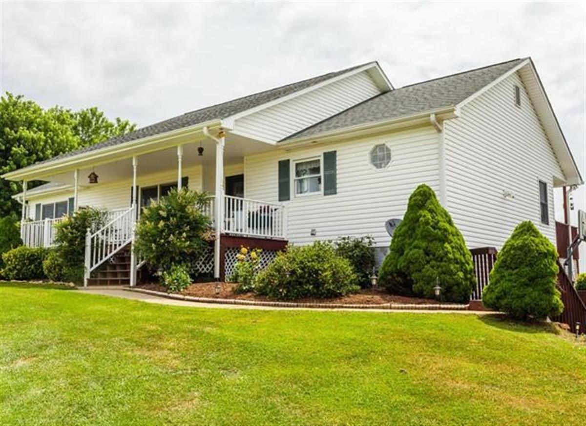 A picture of the property located at 96 OLD TURKEY CREEK RD, LEICESTER NC 28748.
