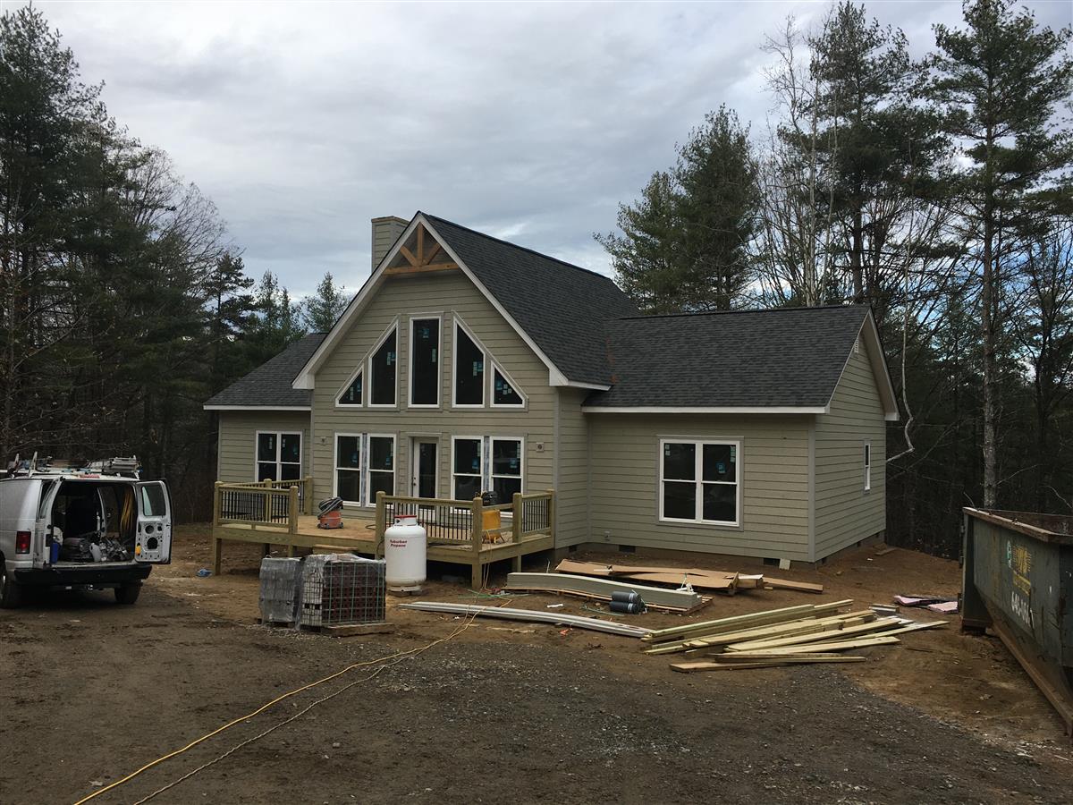 A picture of the property located at 2724 BEAR CREEK RD, MARSHALL NC 28753.