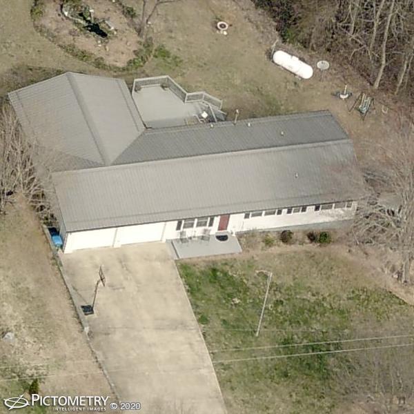 A picture of the property located at 28 GOLDEN TREE LN, ASHEVILLE NC 28806.